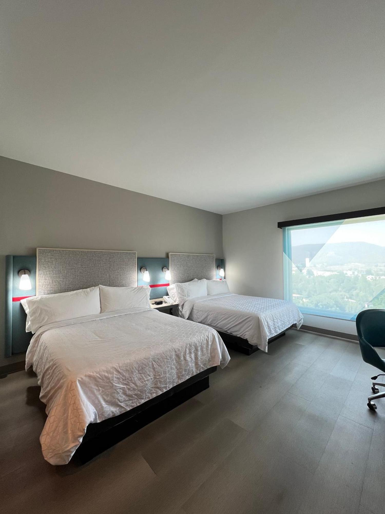Avid Hotels - Guadalajara Av Vallarta Pte By Ihg Zapopan Dış mekan fotoğraf